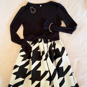 Vintage Black & White Houndstooth Skirt